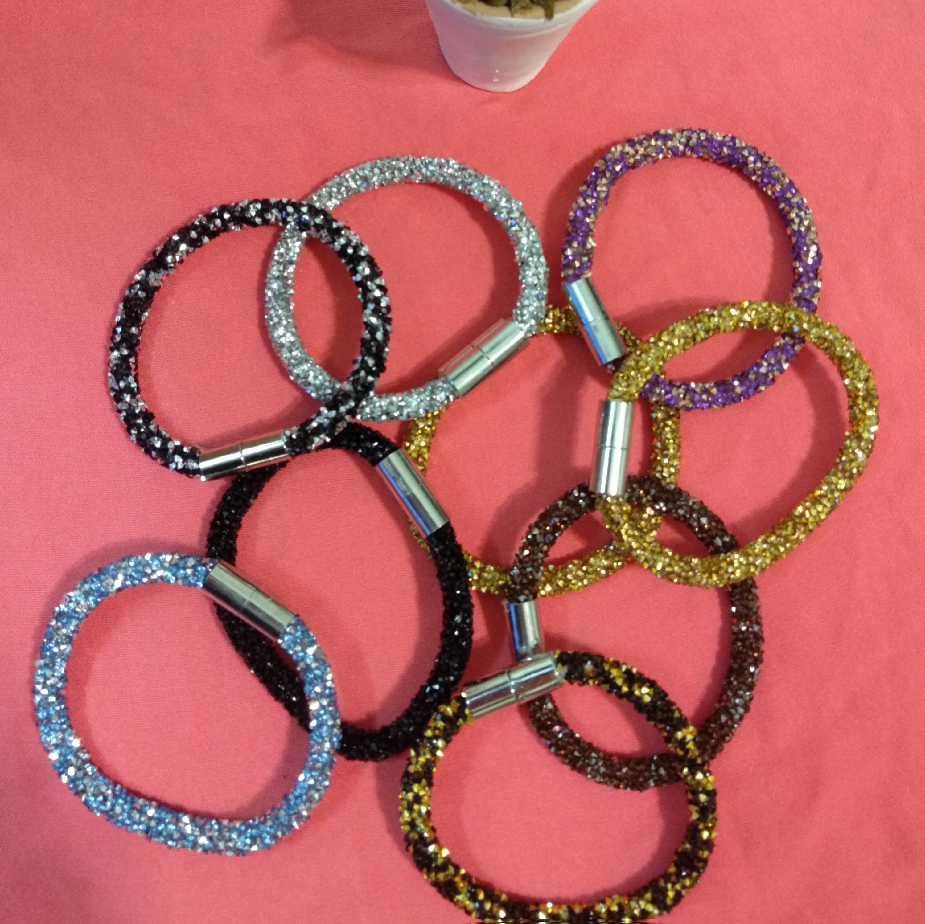 دستبند سوارسکی مگنتی شیک