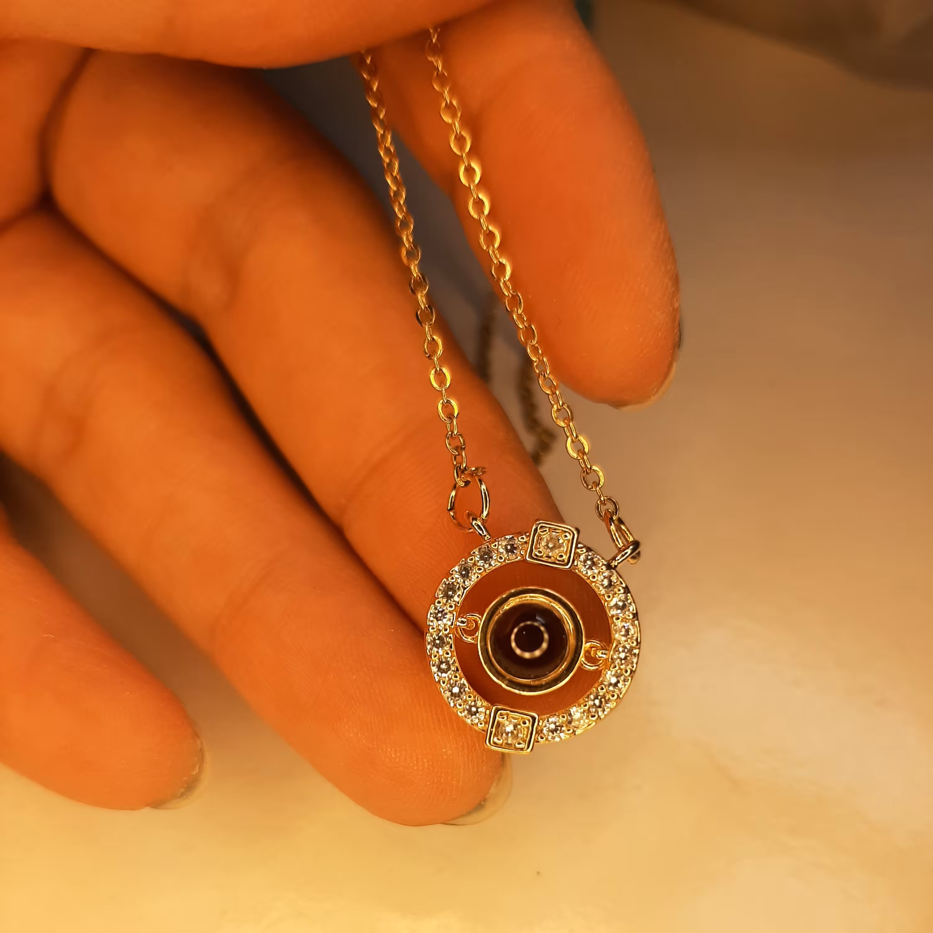 گردنبند 100 زبانه دوستت دارم 