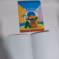 دفتر 50 برگ دوخط ته چسب جلد گلاسه طرح پسرانه کتیبه قلم آساناپخش 