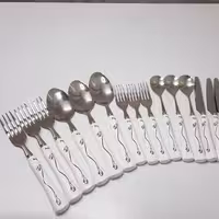 سرویس قاشق و چنگال و کفگیر و ملاقه طرح برگ برند بازل  با ارسال رایگان به سراسر ایران 