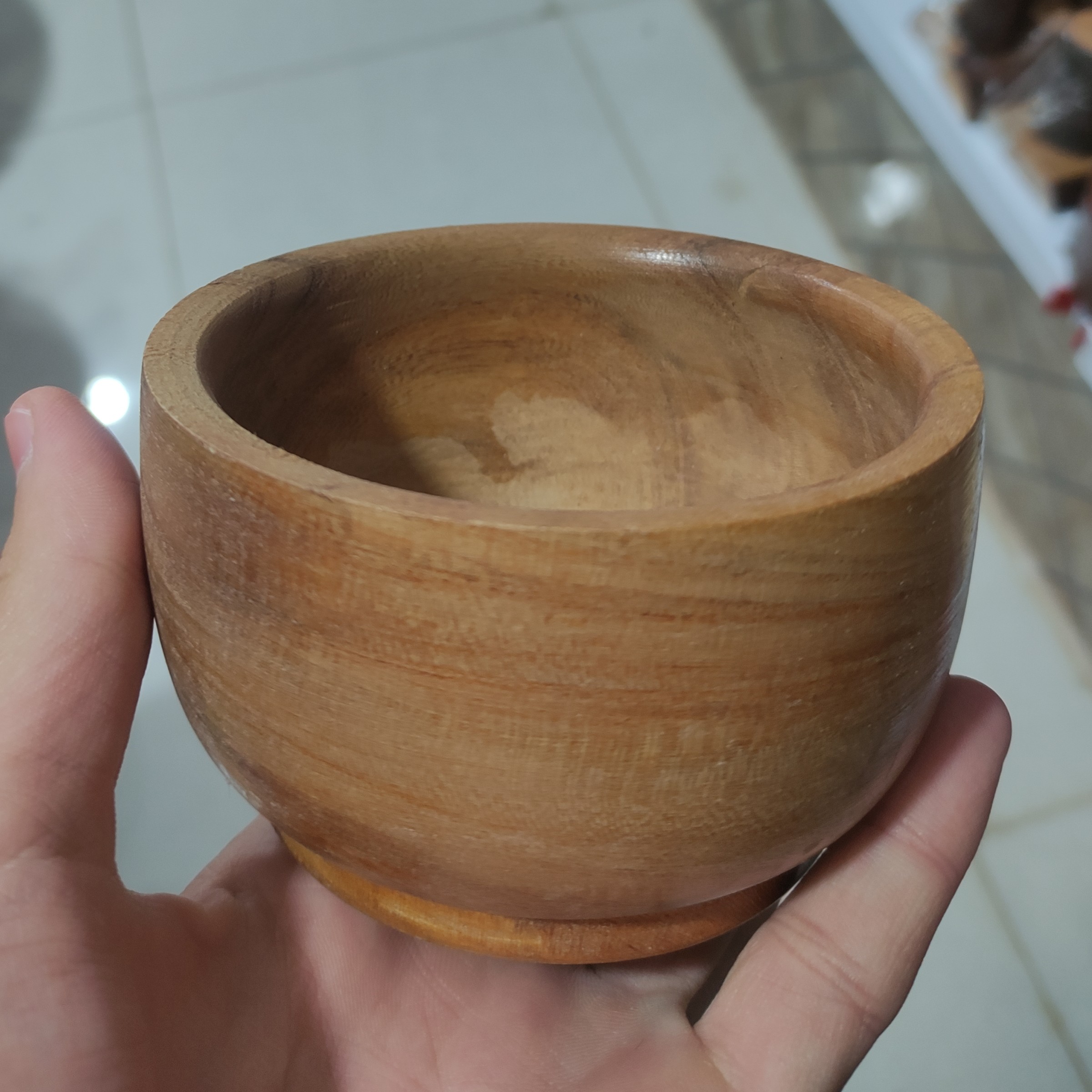 کاسه کوچک چوبی