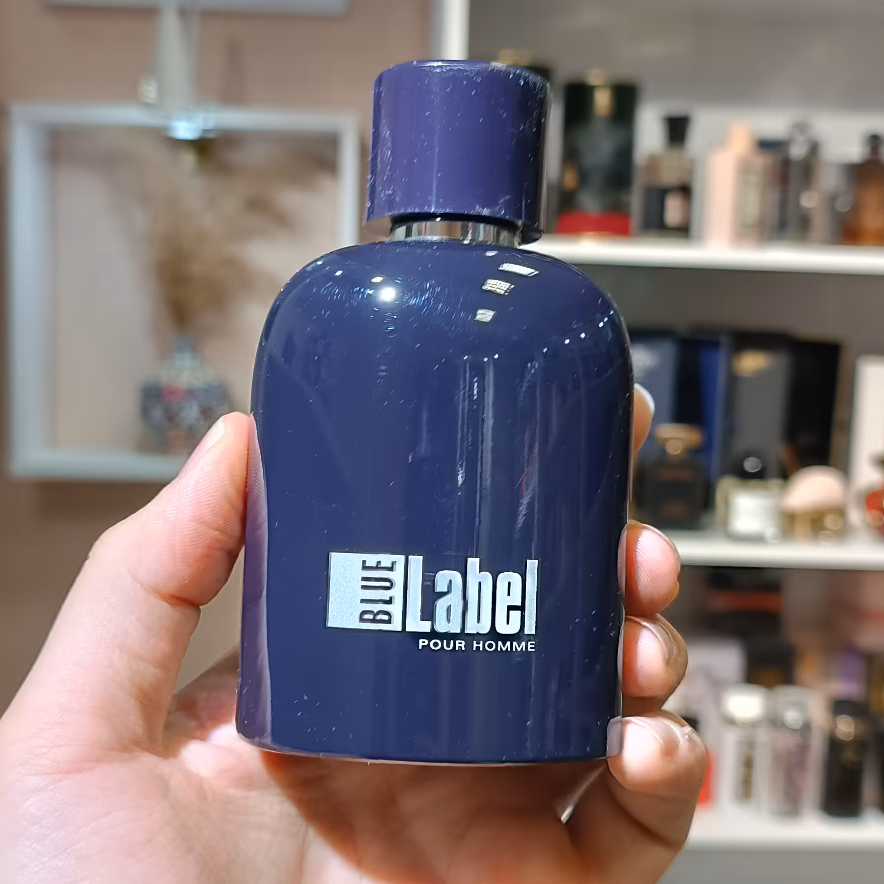 عطر ادکلن فرانسوی مدل  بلو لیبل پور هوم مشابه 212vip  