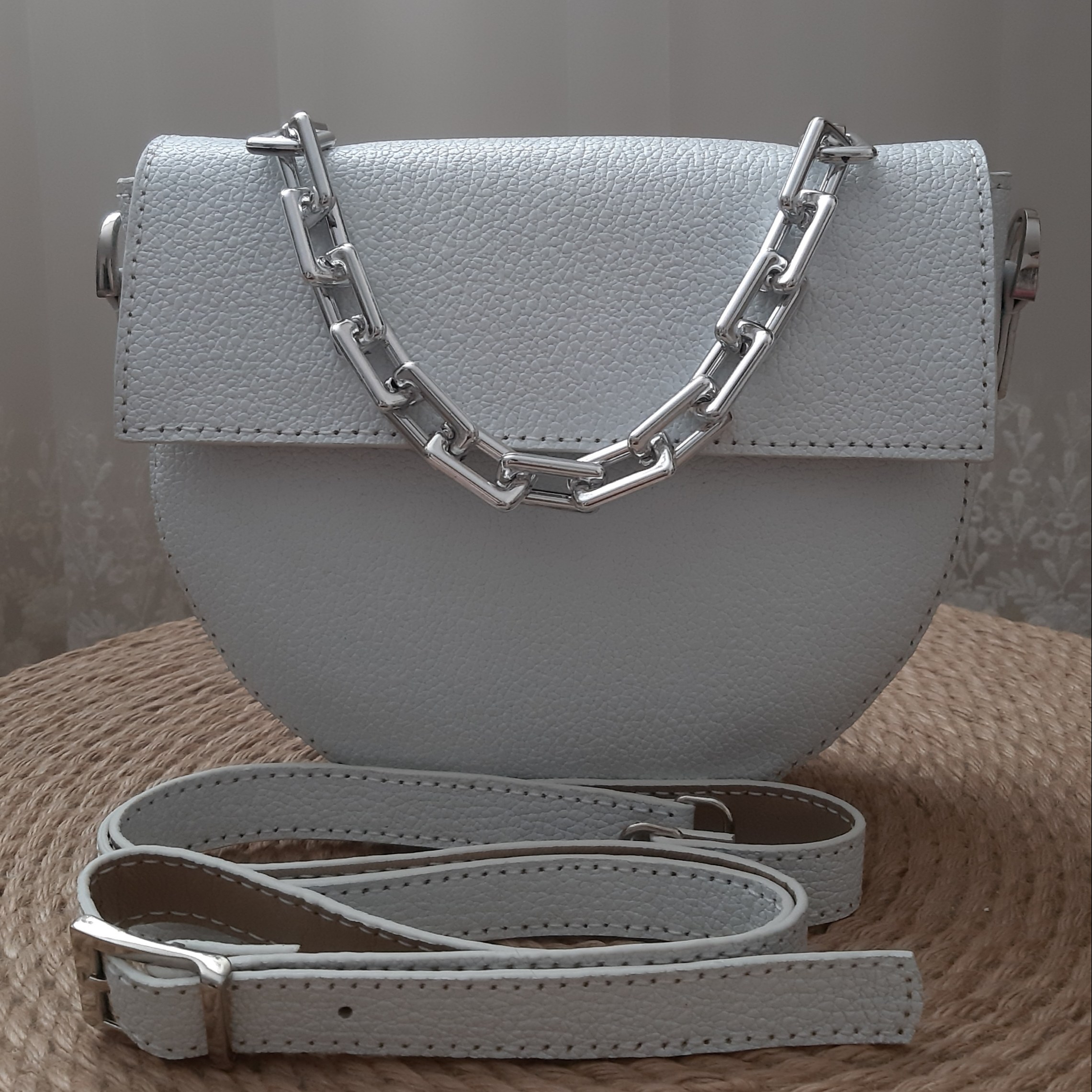 کیف دوشی زنانه