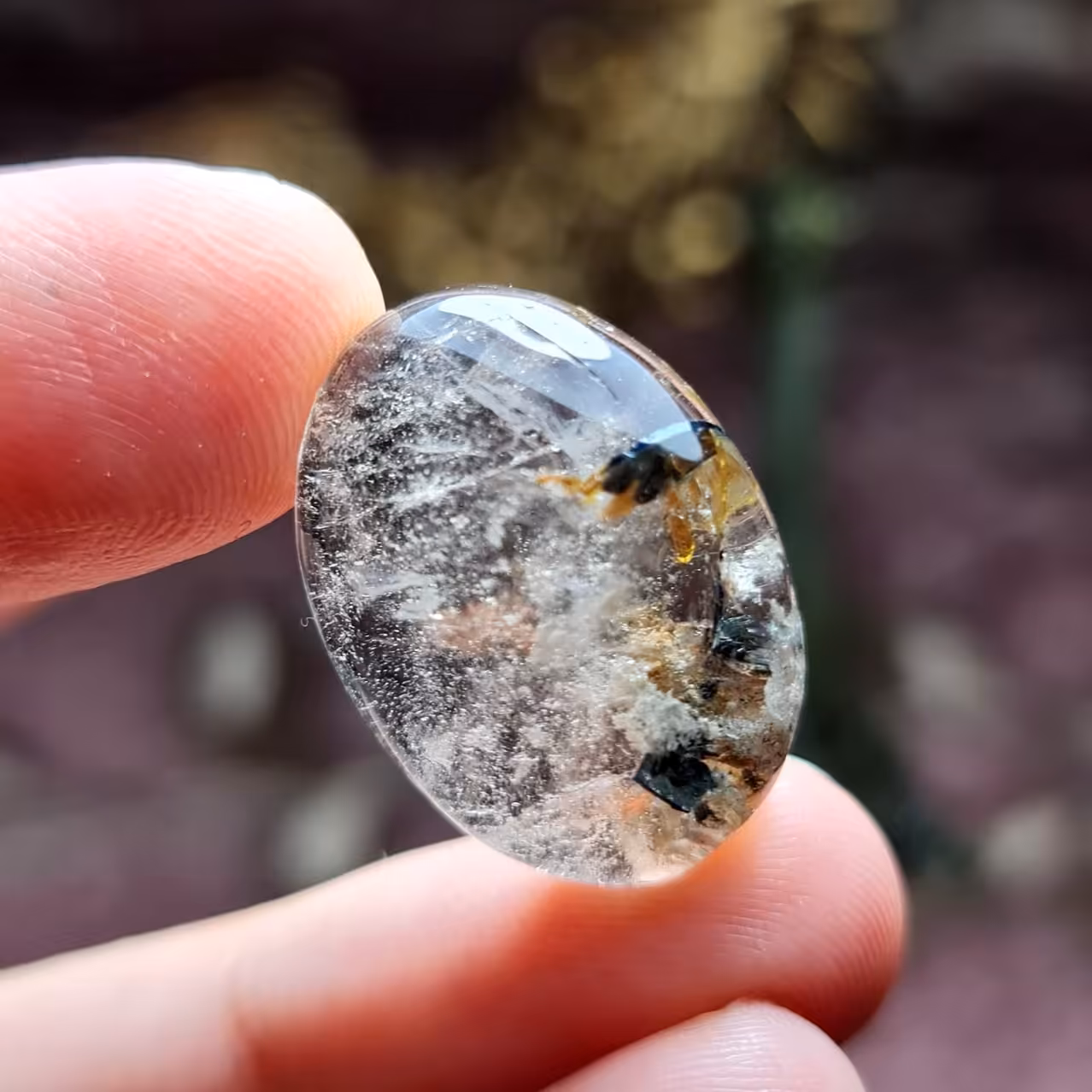 نگین فوق العاده زیبای سنگ صد درصد طبیعی کوارتز زغالدار خاص اصل معدنی
کد 25388