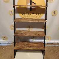 استند ایستاده