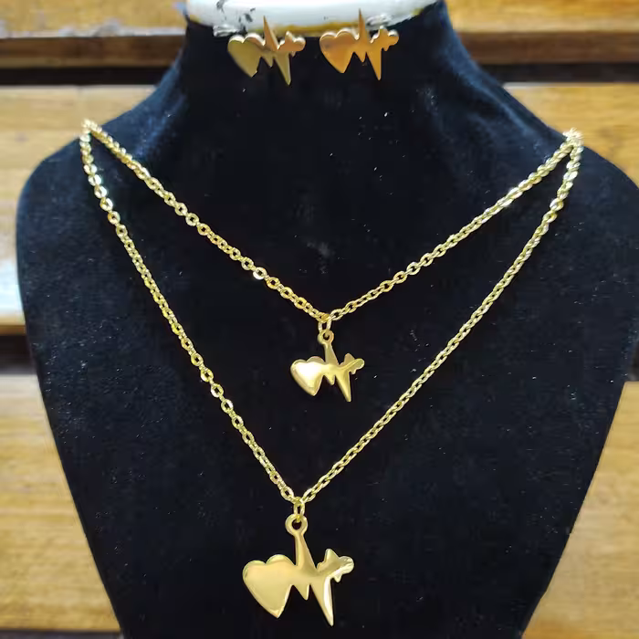 نیم ست استیل رنگ ثابت و ضد حساسیت با طراحی شیک و عالی ، طرح قلبی