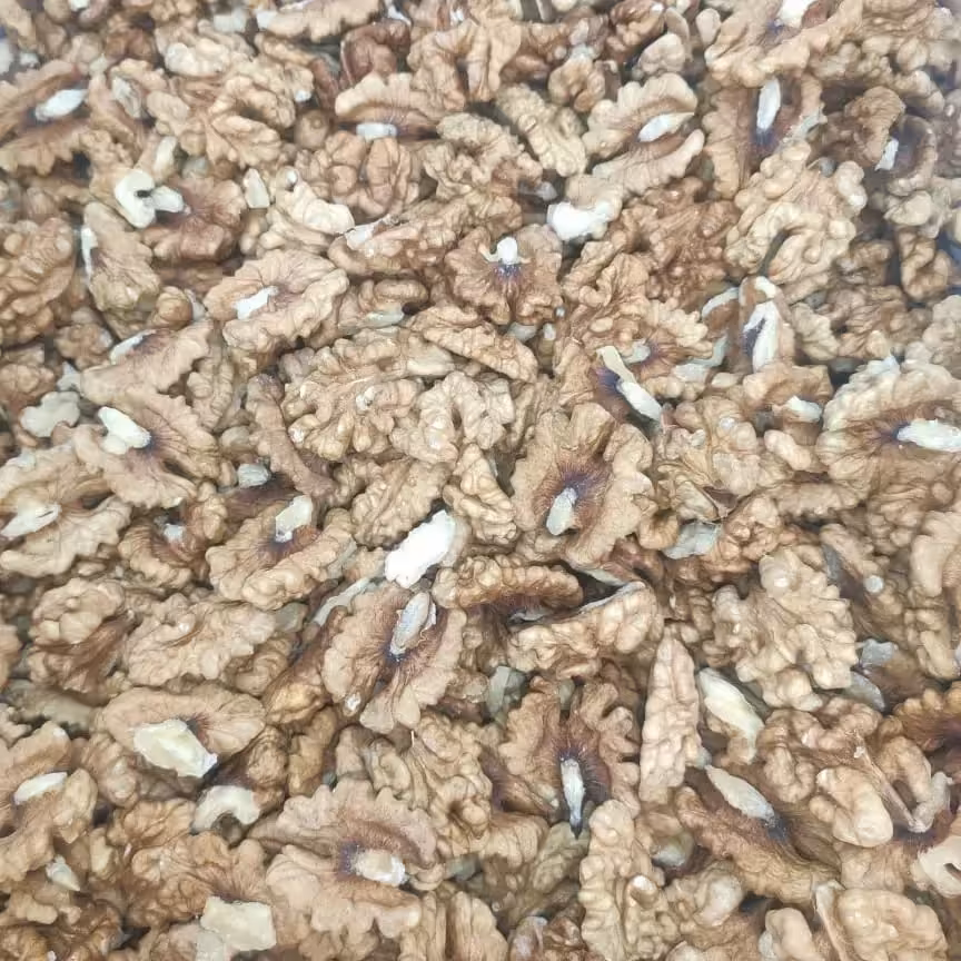 مغز گردو فوق چرب4000گ وطنی  بهترین قیمت باسلام 