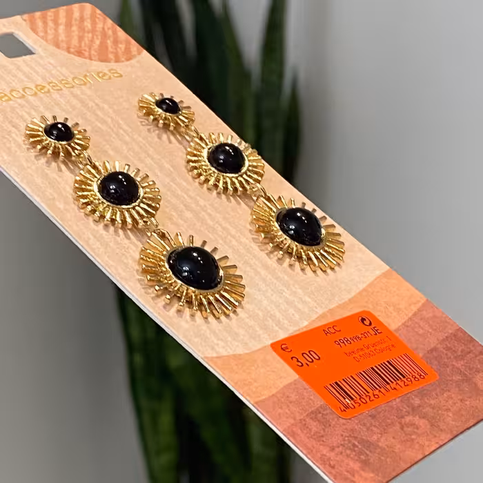 گوشواره میخی دخترانه وارداتی اکسسوری جذاب در گوش زیورالات مناسب کادو تولد کد 33