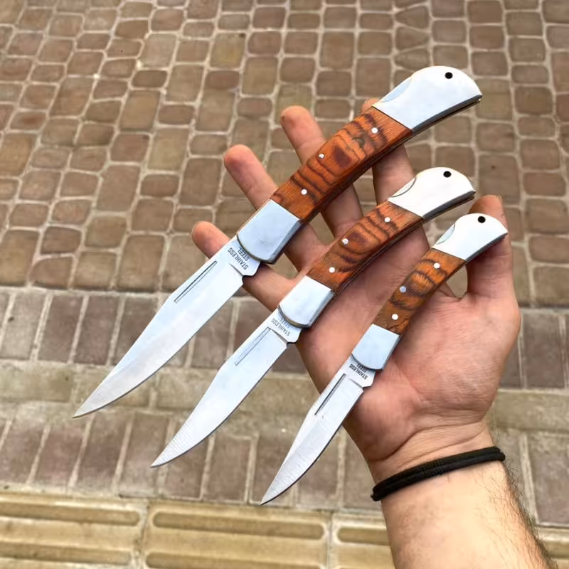 چاقو جیبی در سه سایز مختلف 