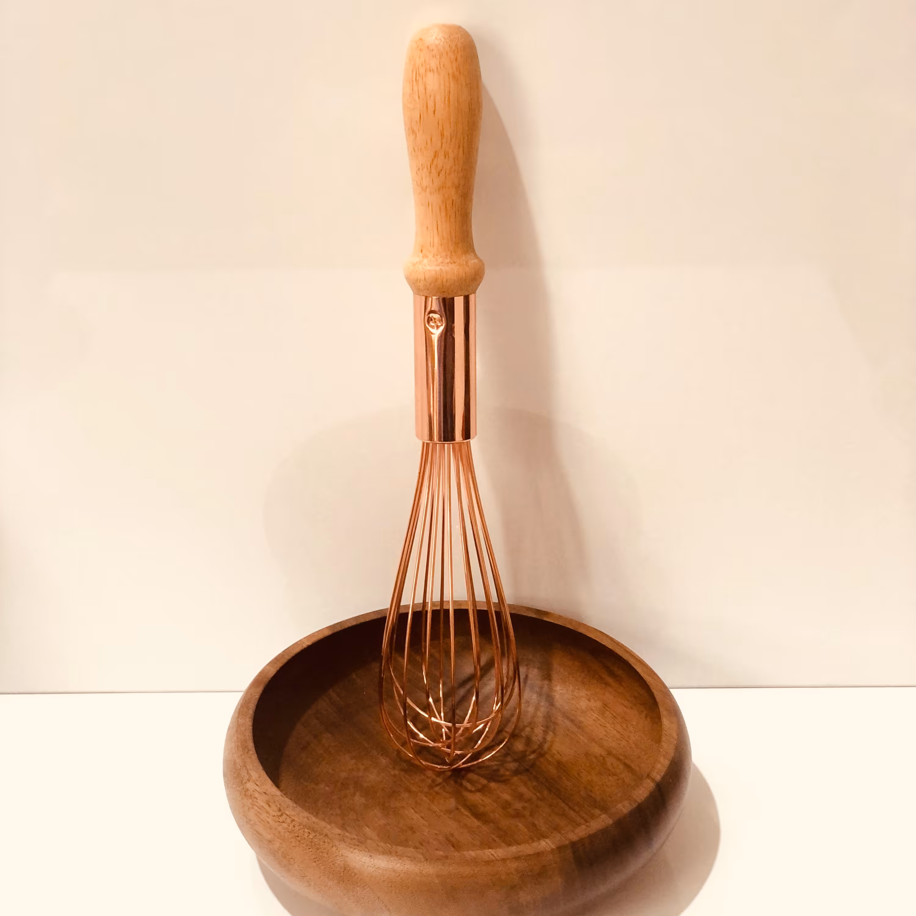 همزن مسی دسته چوبی 