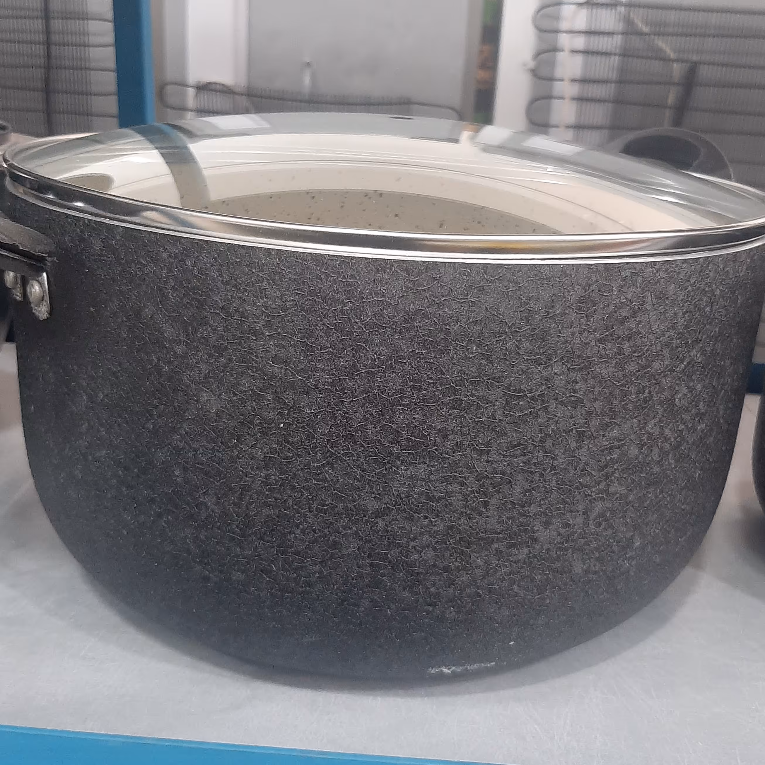 قابلمه تک سایز 30 در پیرکس تفلون