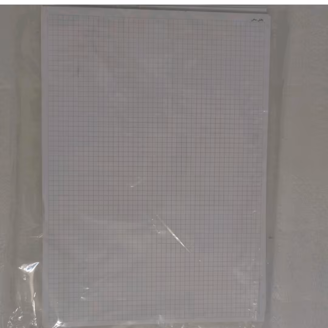 کاغذ شطرنجی 20در30نیم سانتی 20برگه
