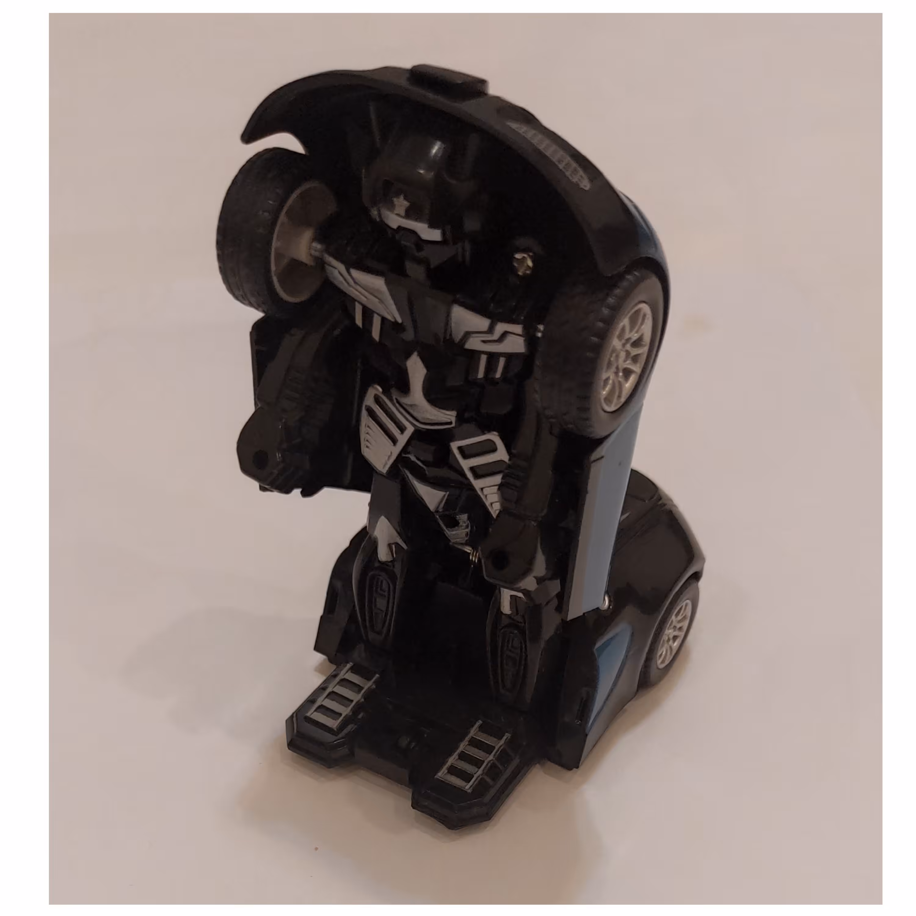 ماشین رباتی بوگاتی