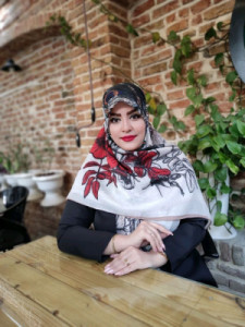 روسری دور دست دوز