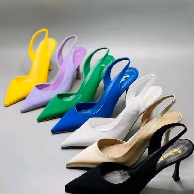 صندل پاشنه دار بزر‌گ پا