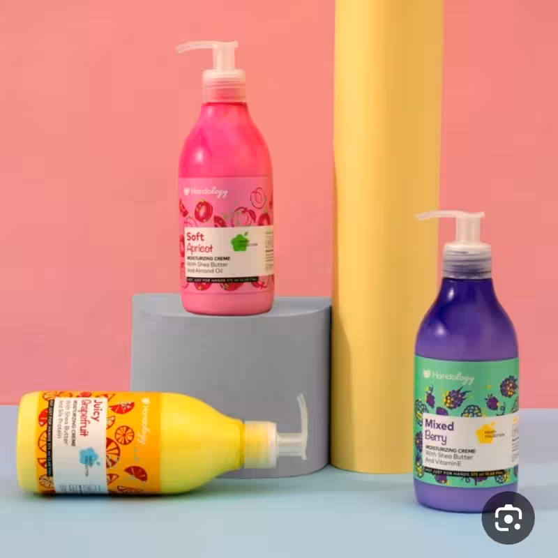 آبرسان قوی میوه ای سافت تقویت کننده و ترمیم کننده بدن و التهابات پوستی ضد لک و آکنه و تیرگی و خشکی بدن و روشن کننده