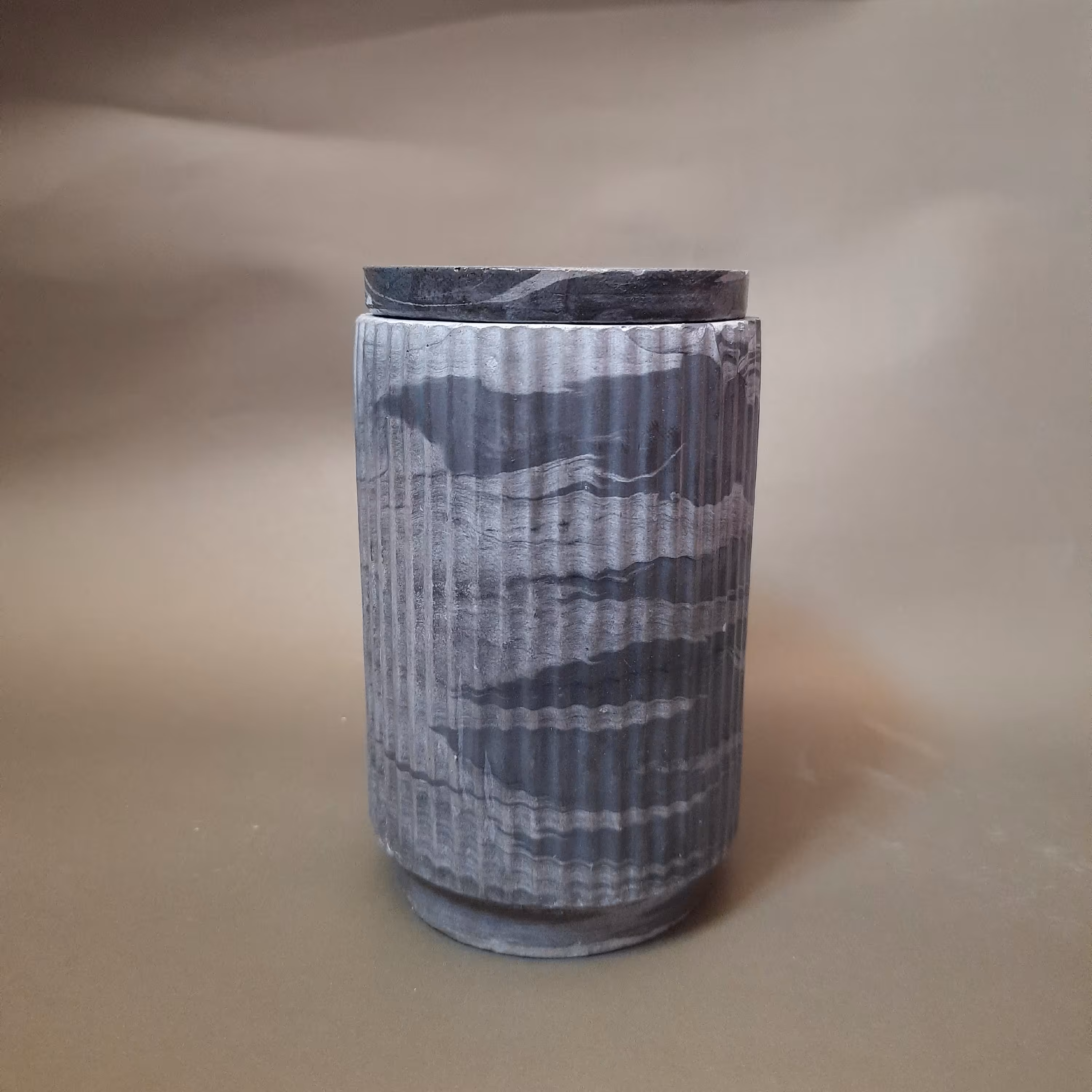 جا ادویه بتنی رنگ طوسی  ذغالی  تکی سایز  بزرگ 