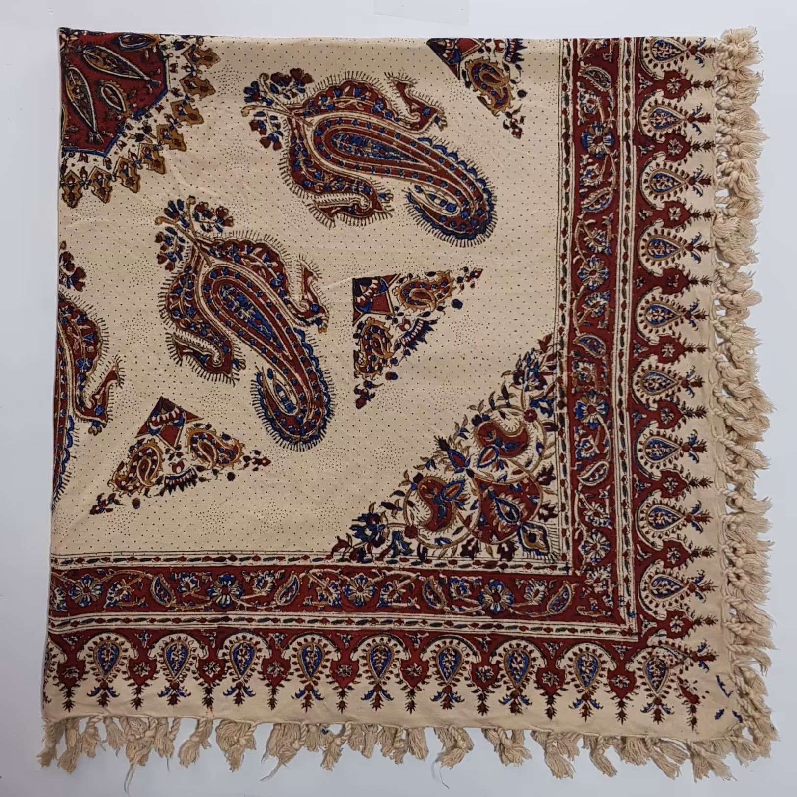 رومیزی وسفره قلمکارمربع بته قاجاریک متر