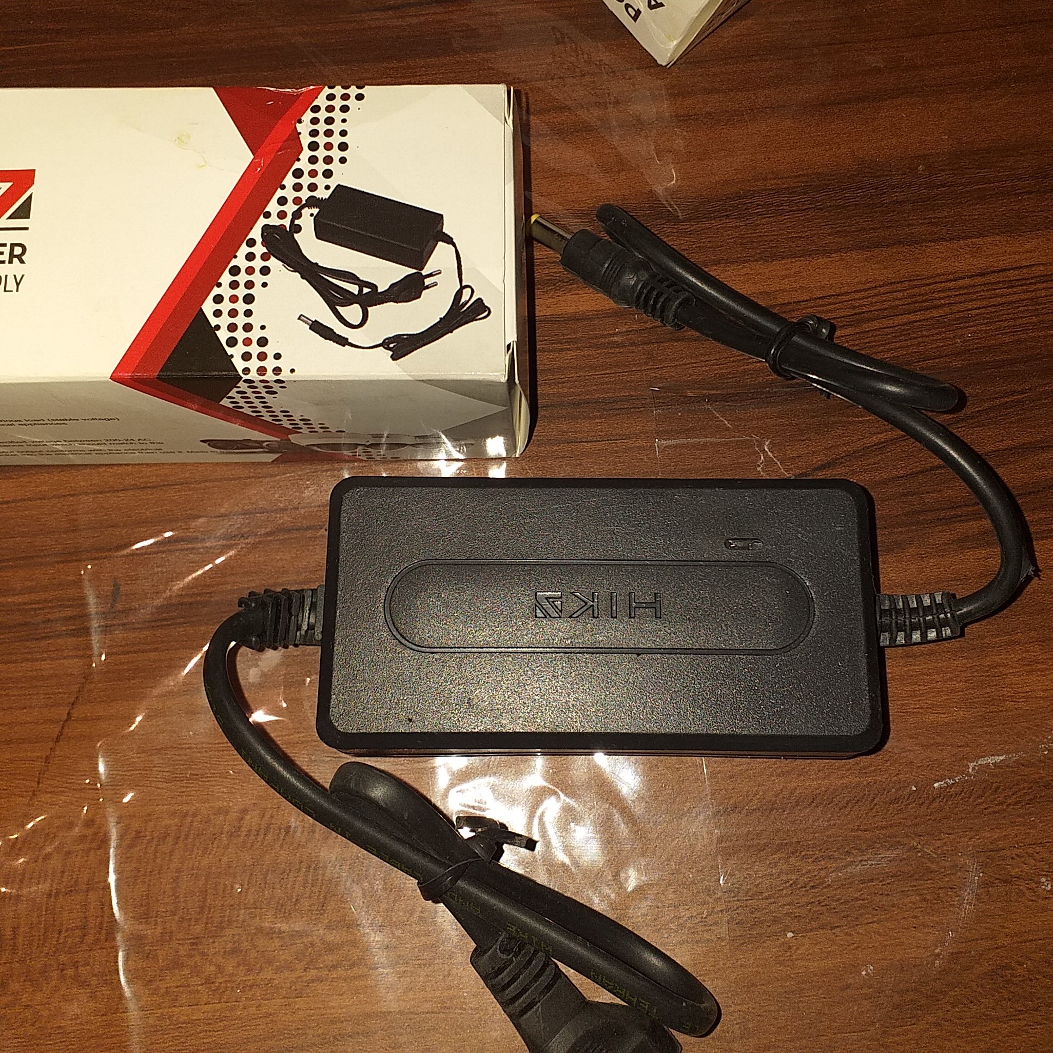 آدابتور 12 ولت 2آمپر HIK