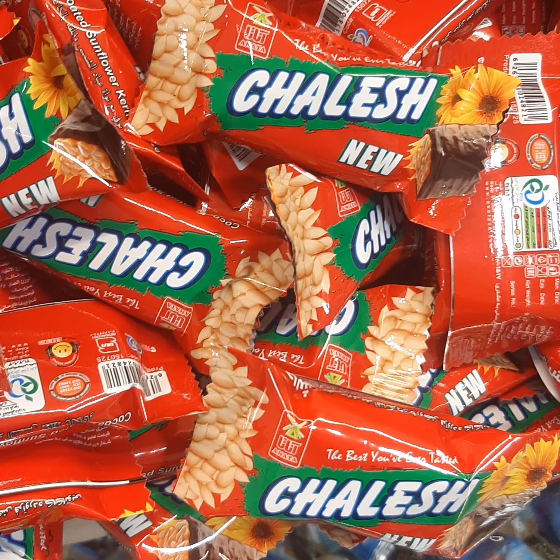 شکلات آناتا چالش تازه و خوشمزه آجیل و خشکبار بادامک 