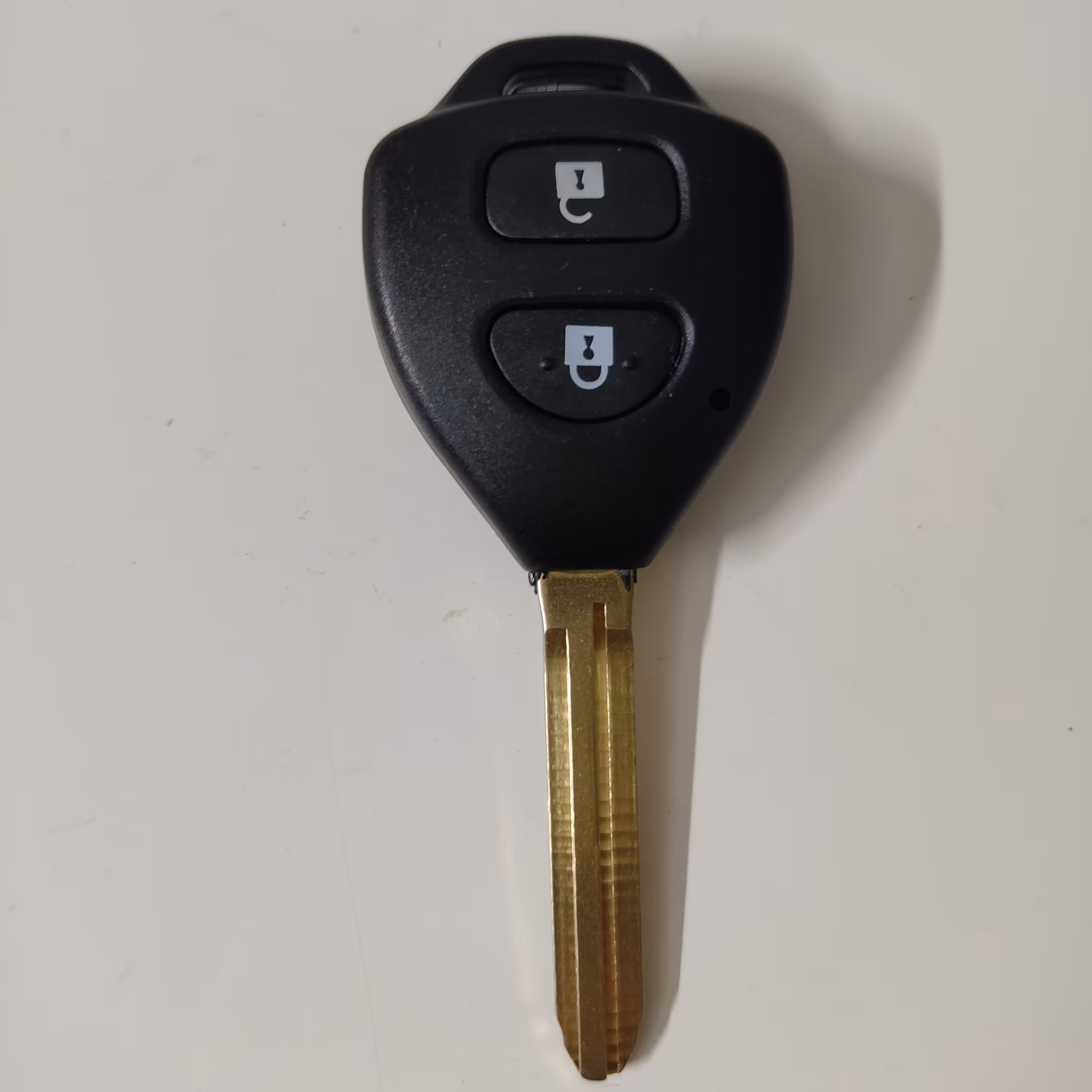 قاب ریموت تویوتا 2 دکمه