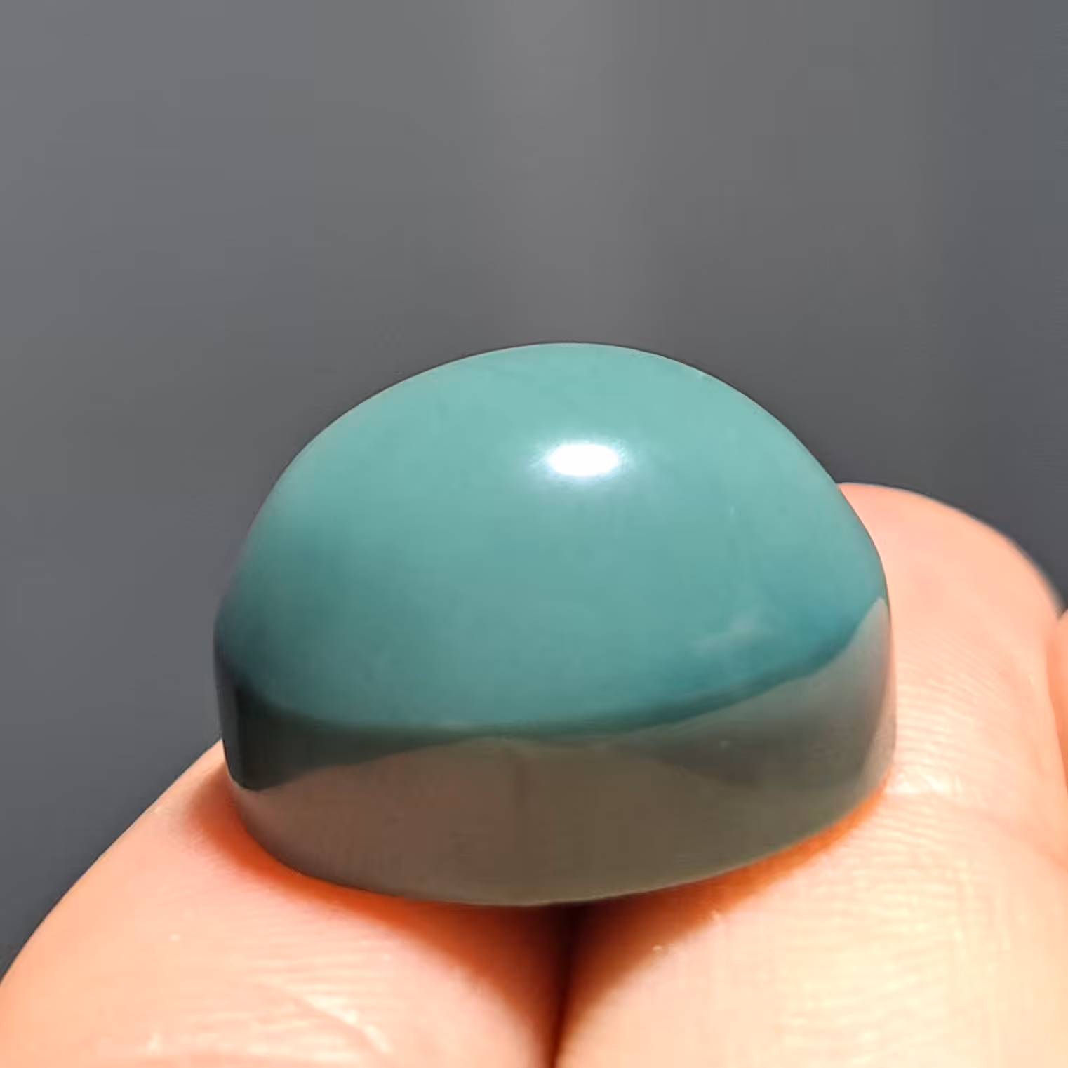 نگین جاسپر سبز  کاملا طبیعی تراش دامله بیضی