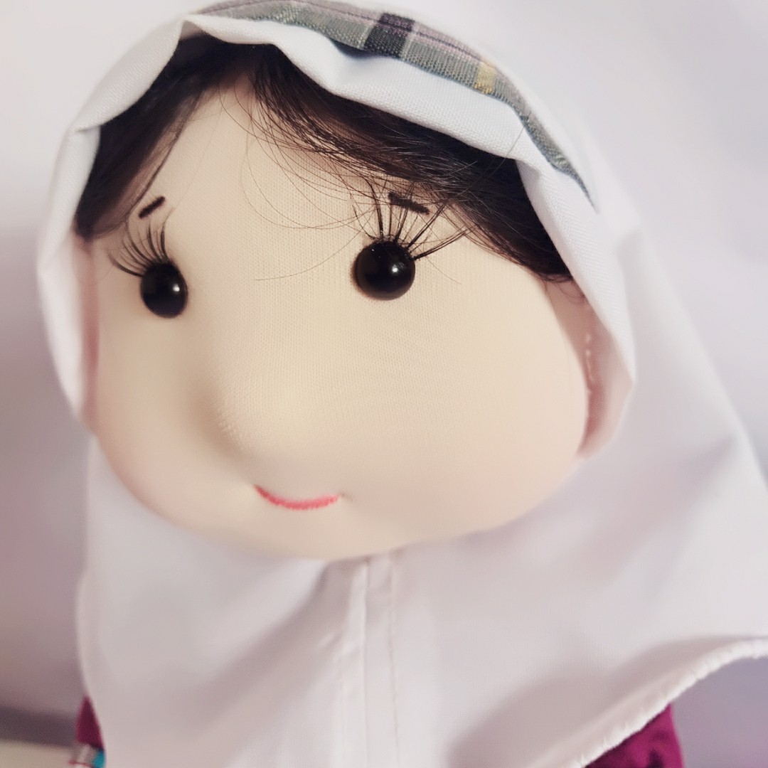 عروسک خنگول سی سانتی متر