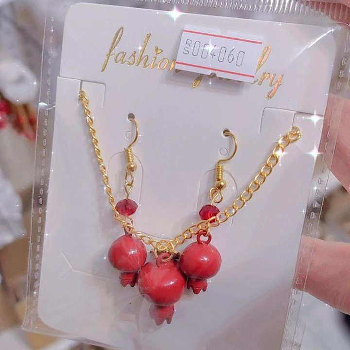 نیمست یلدایی .ضدحساسیت. رنگ ثابت .آبکاری طلا