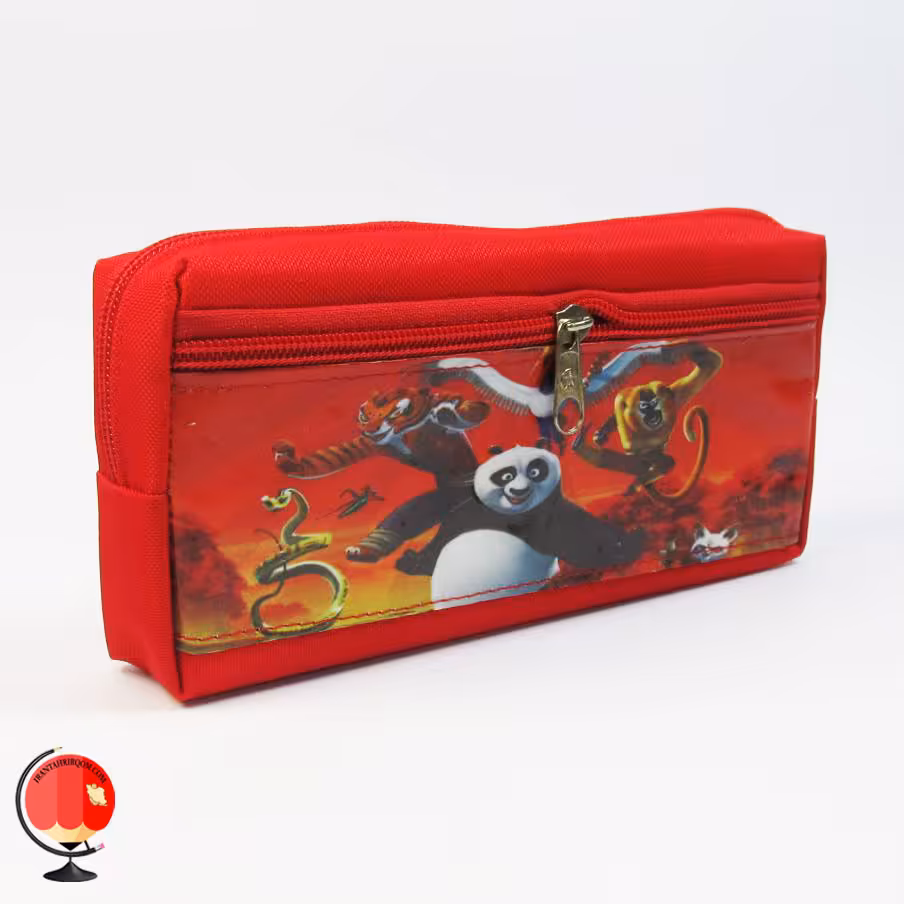 جامدادی پسرانه دوزیپ طرح پاندای کونگ فو کار