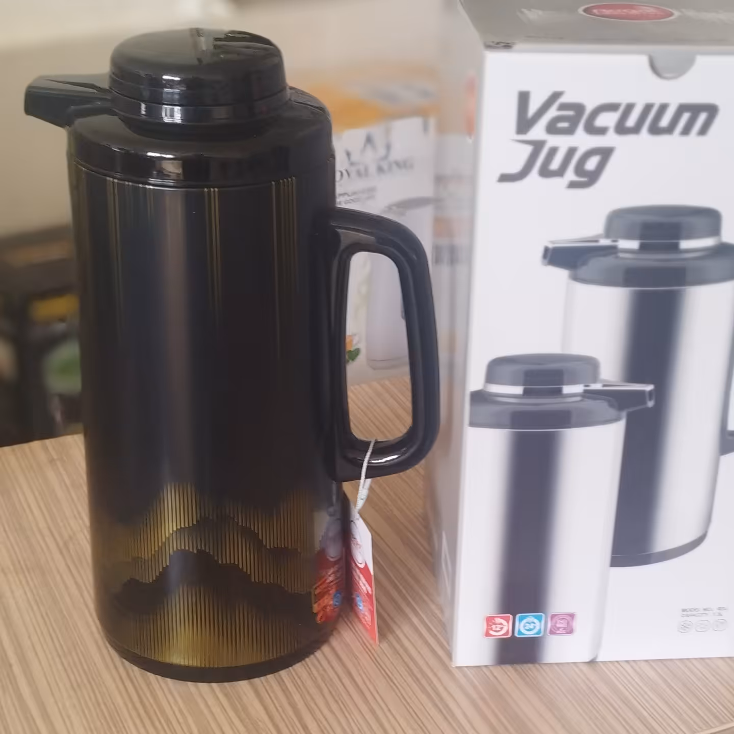 فلاکس رگال( Regal)  1 و شش دهم لیتری ، ( ارسال رایگان)