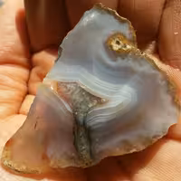 سنگ راف عقیق سلیمانی 3بعدی  بسیار دیدنی کاملا طبیعی زیبااااا محشر