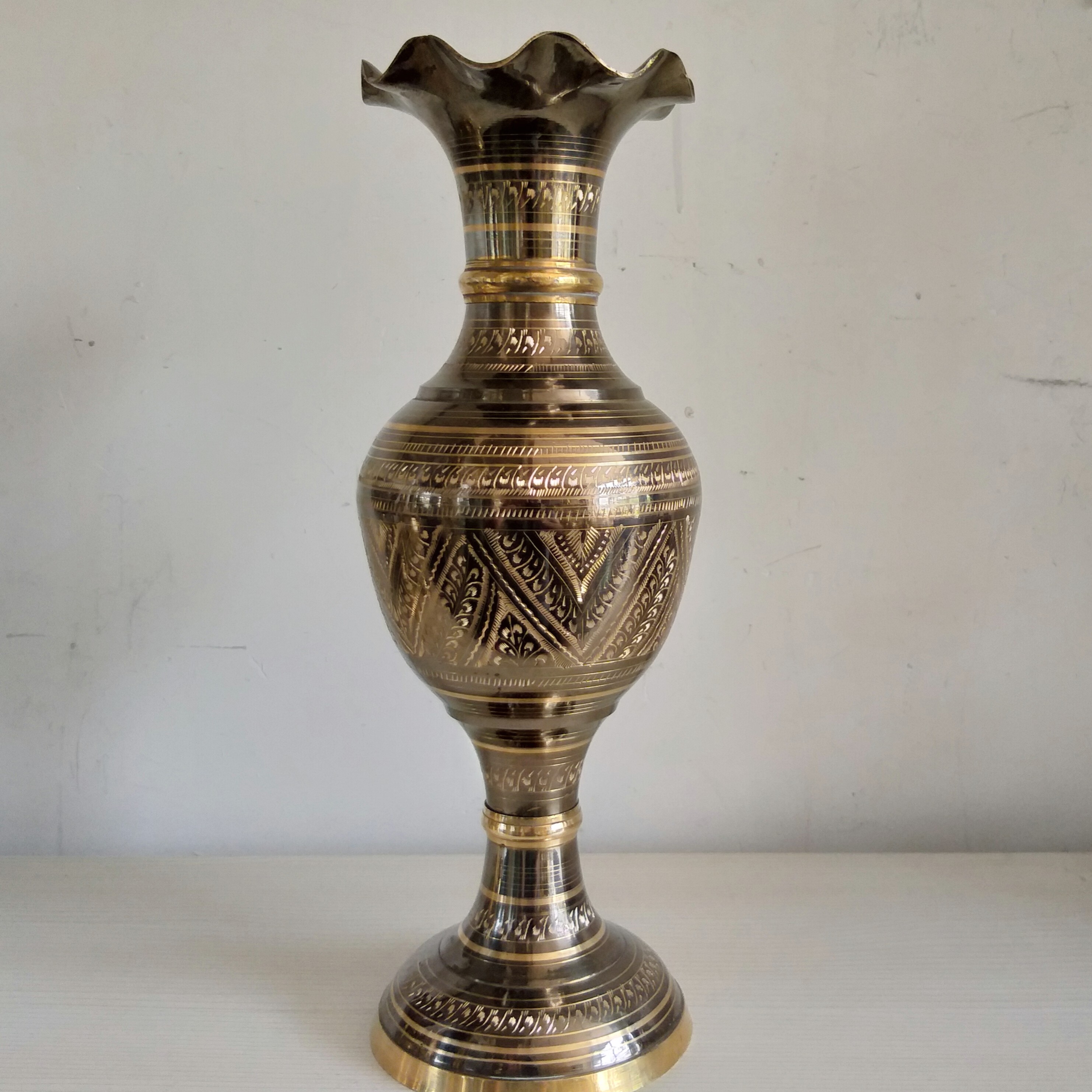 گلدان برنز،ساخت پاکستان ،ارتفاع 60 سانت