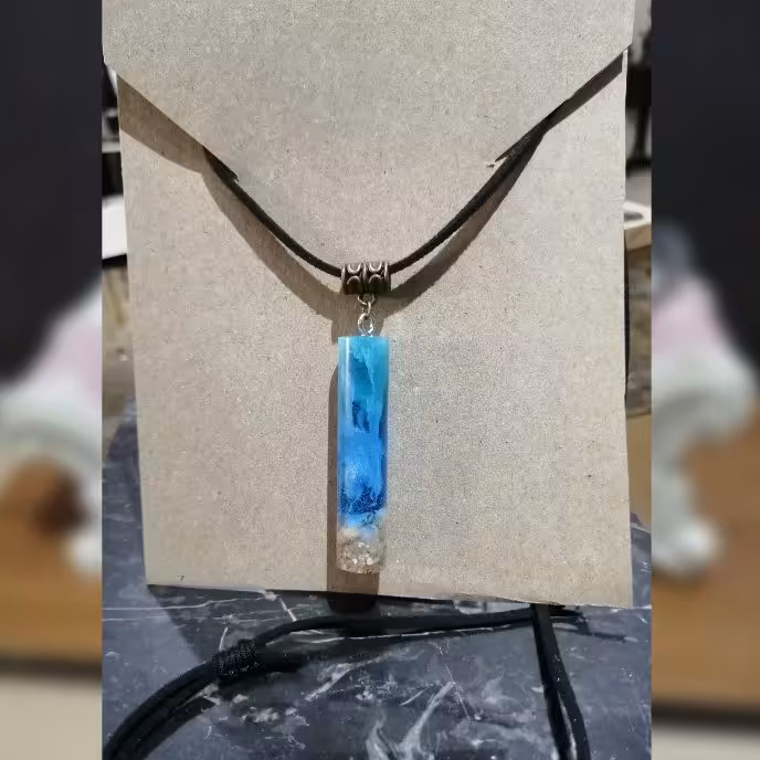 گردنبند رزینی طرح دریا 