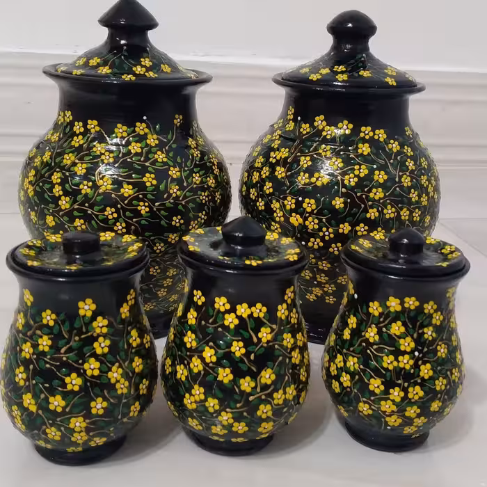 پاسماوری سفالی نقطه کوبی شده، رنگ مشکی با طرح گل گلی ،قابل سفارش در طرح و رنگ دلخواه، بزرگا دونه ای 150،کووچکا  79