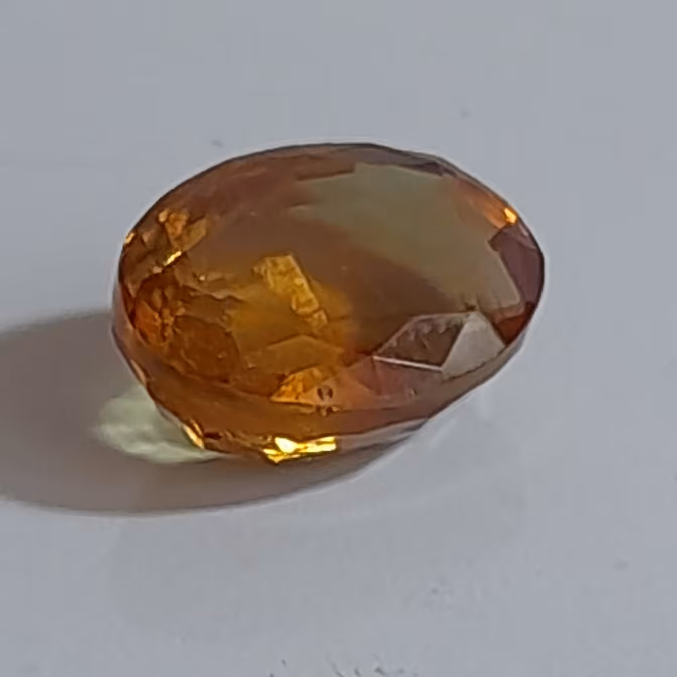 نگین 10.25 قیراط الکساندریت معدنی طبیعی