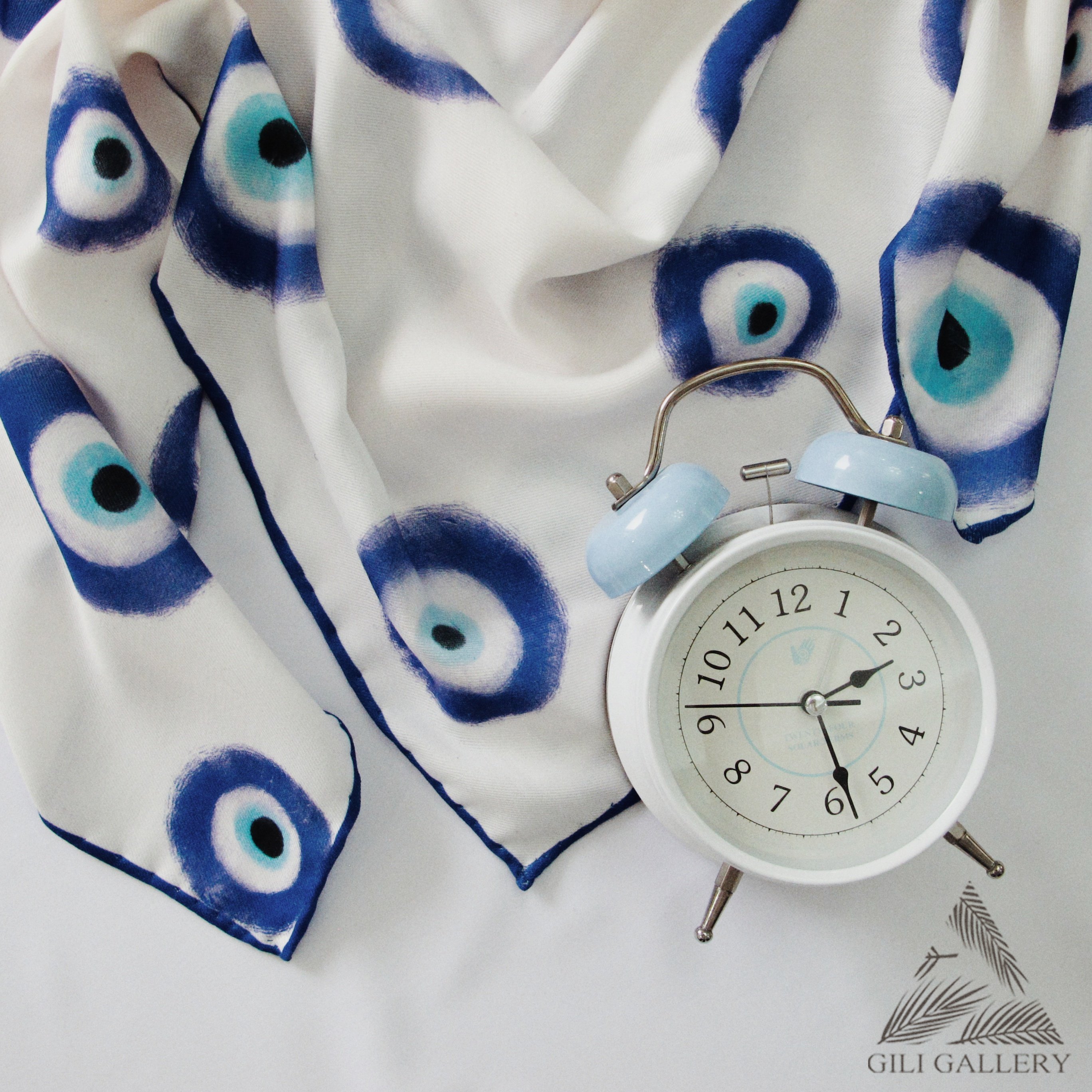 روسری بزرگ طرح چشم نظر