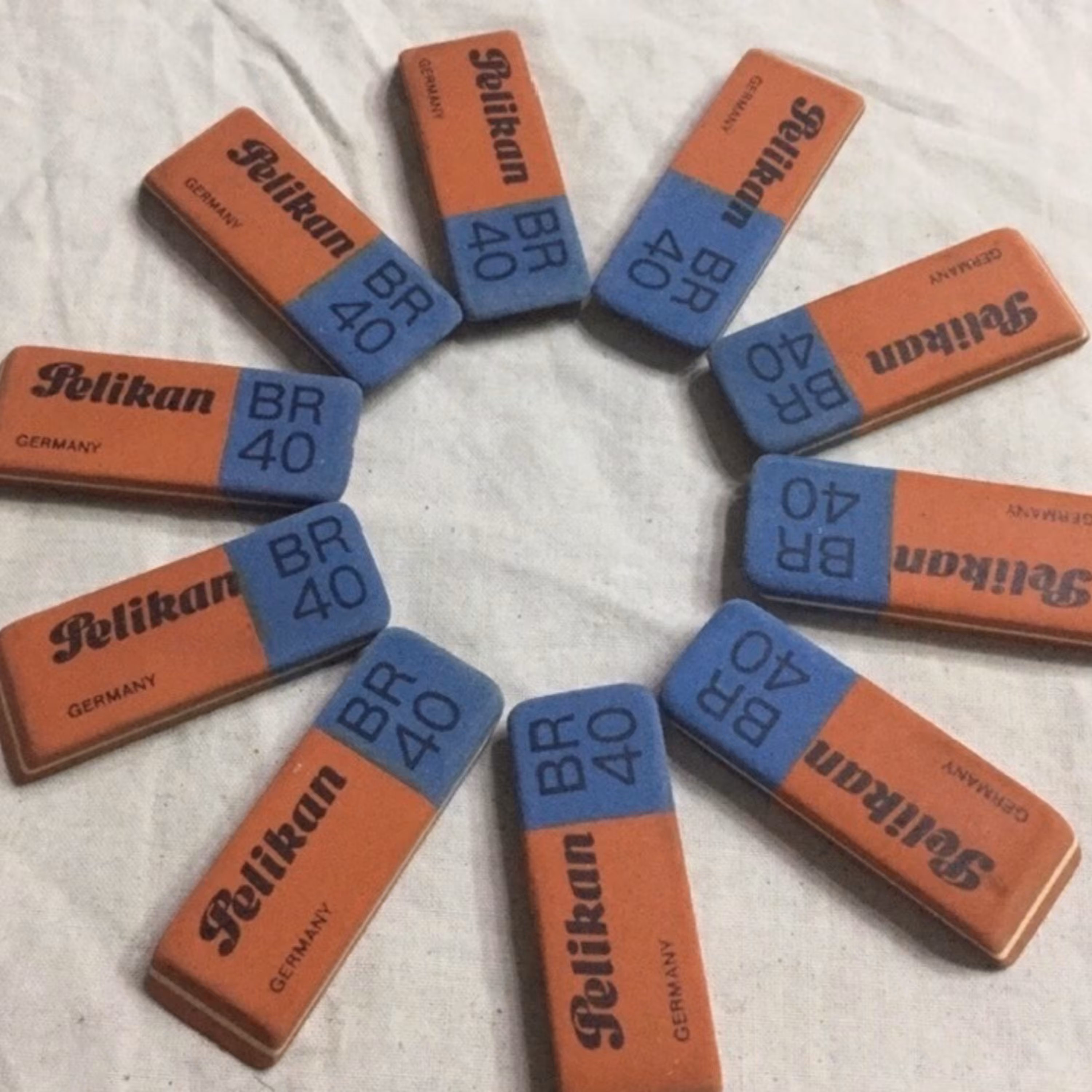 پنج عدد پاک کن قدیمی بزرگ دو رنگ پلیکان آلمانی