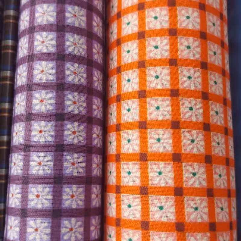 پارچه چیت خیاطی  طرح دار عرض 110 سانتی متر  رزاق 