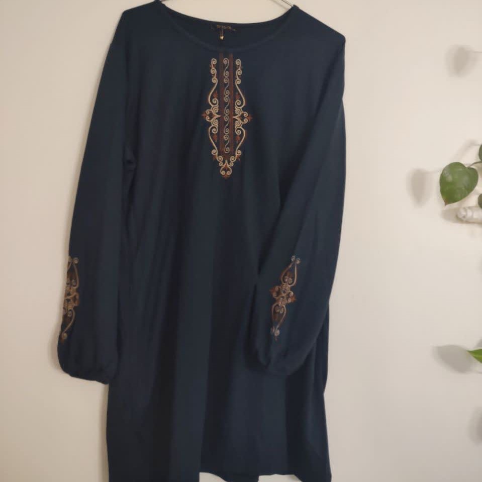 مانتو تابستانی دو گل
سایز 5XL