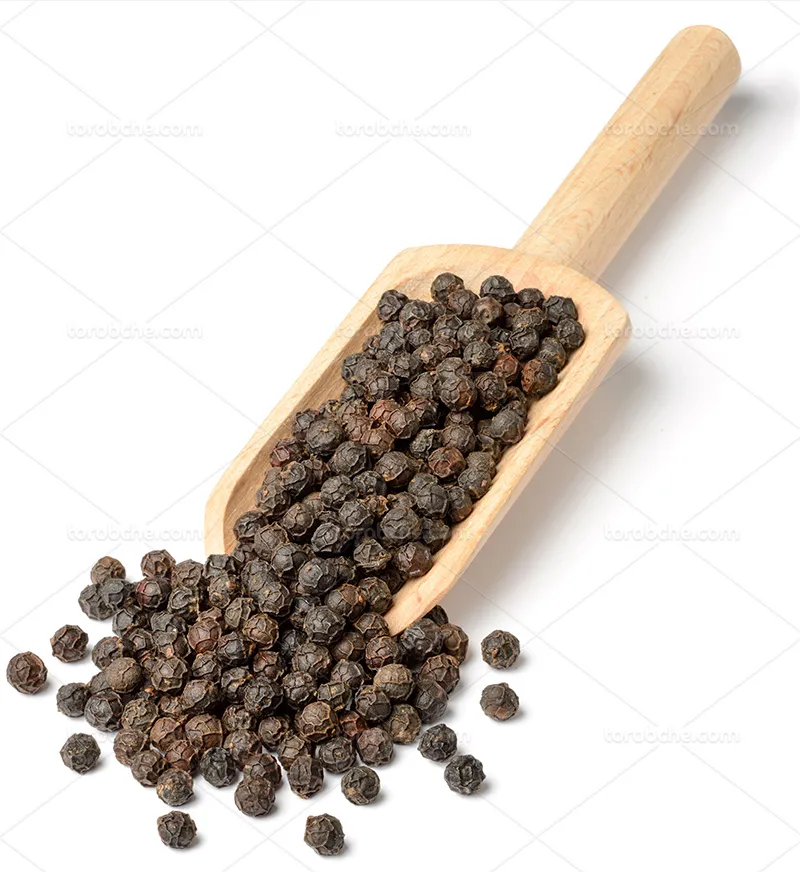 عکس فلفل سیاه با پیمانه چوبی | گرافیک با طعم تربچه