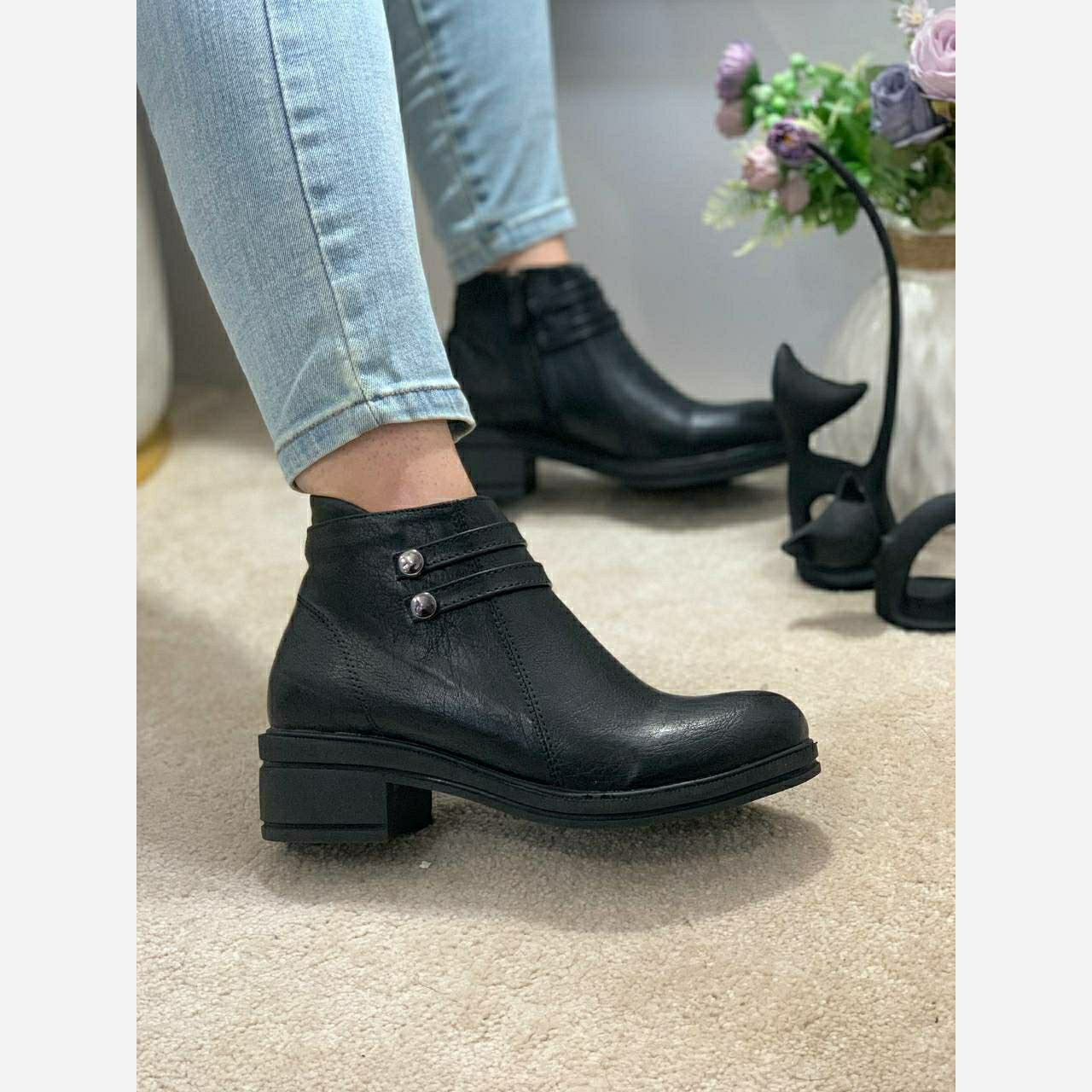 نیم بوت ساقدار چرم مصنوعی سایز 37 