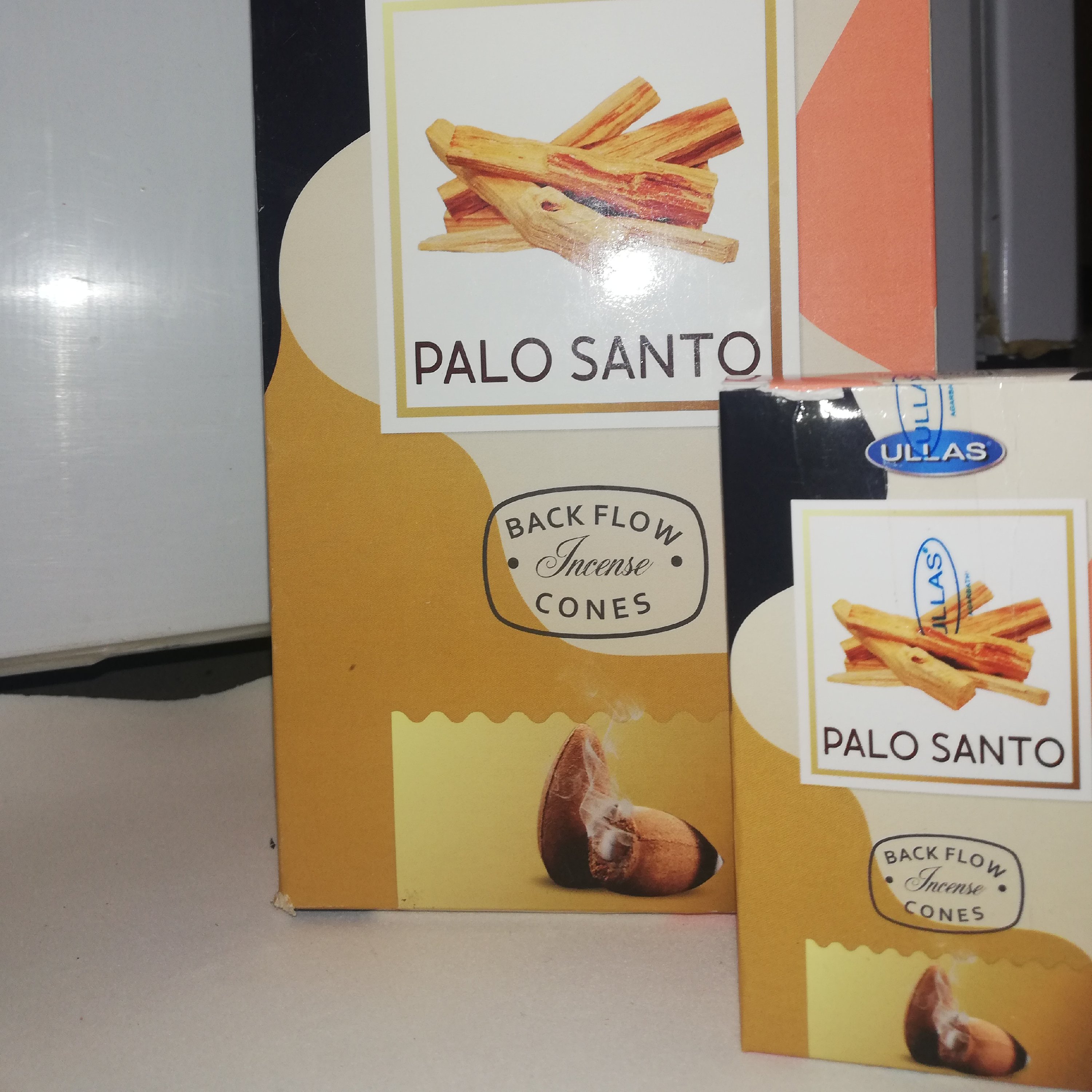 عود آبشاری آلاس با رایحه خوش پالوسانتو (پس کرایه)