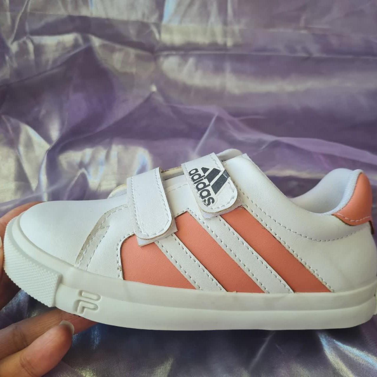 کفش بچگانه با ارسال رایگان 