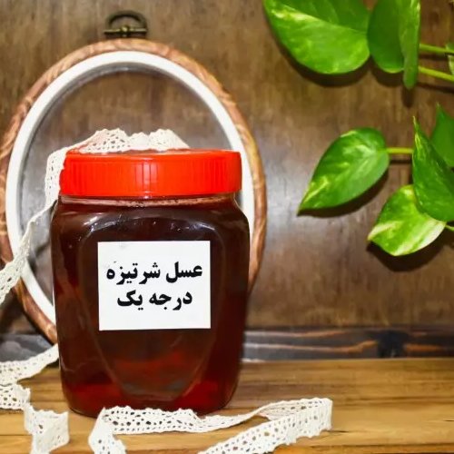 عسل شرتیزه (پنیرک)