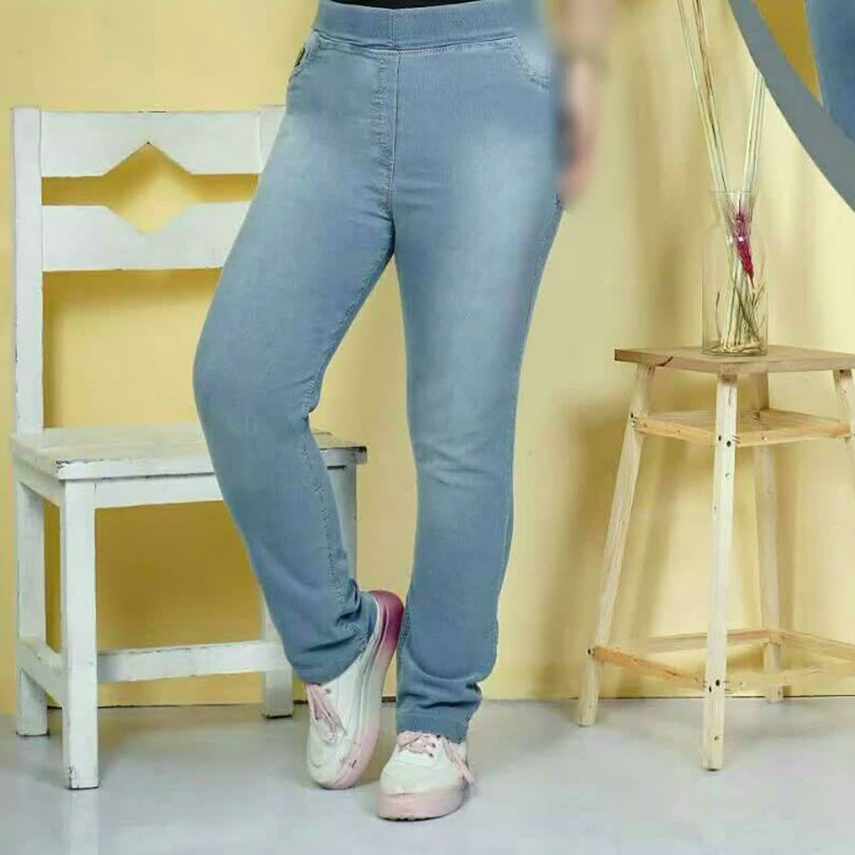 شلوار نیل طرح لی قواره دار راسته