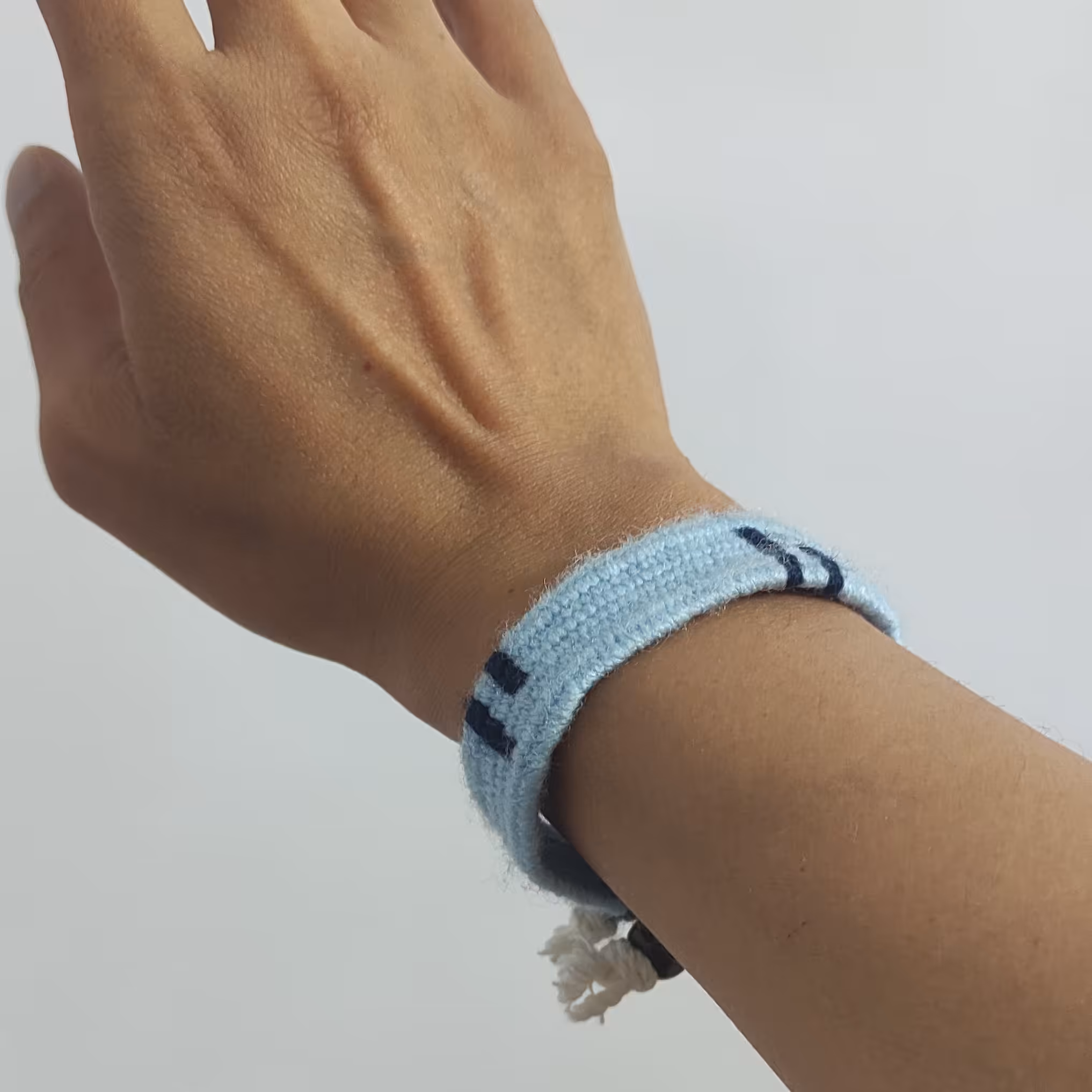 دستبند گلیمی 