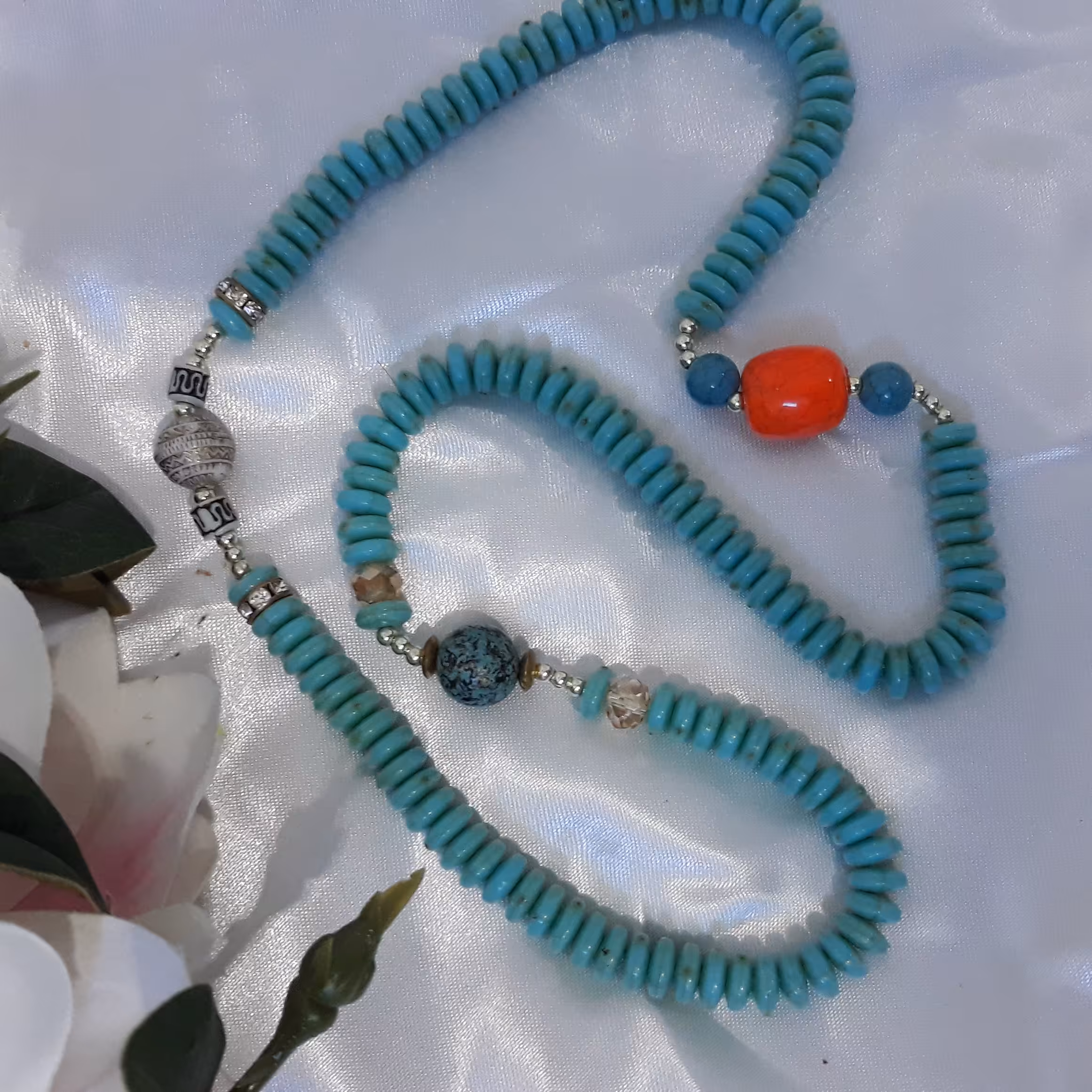 گردنبنده فیروزه ای