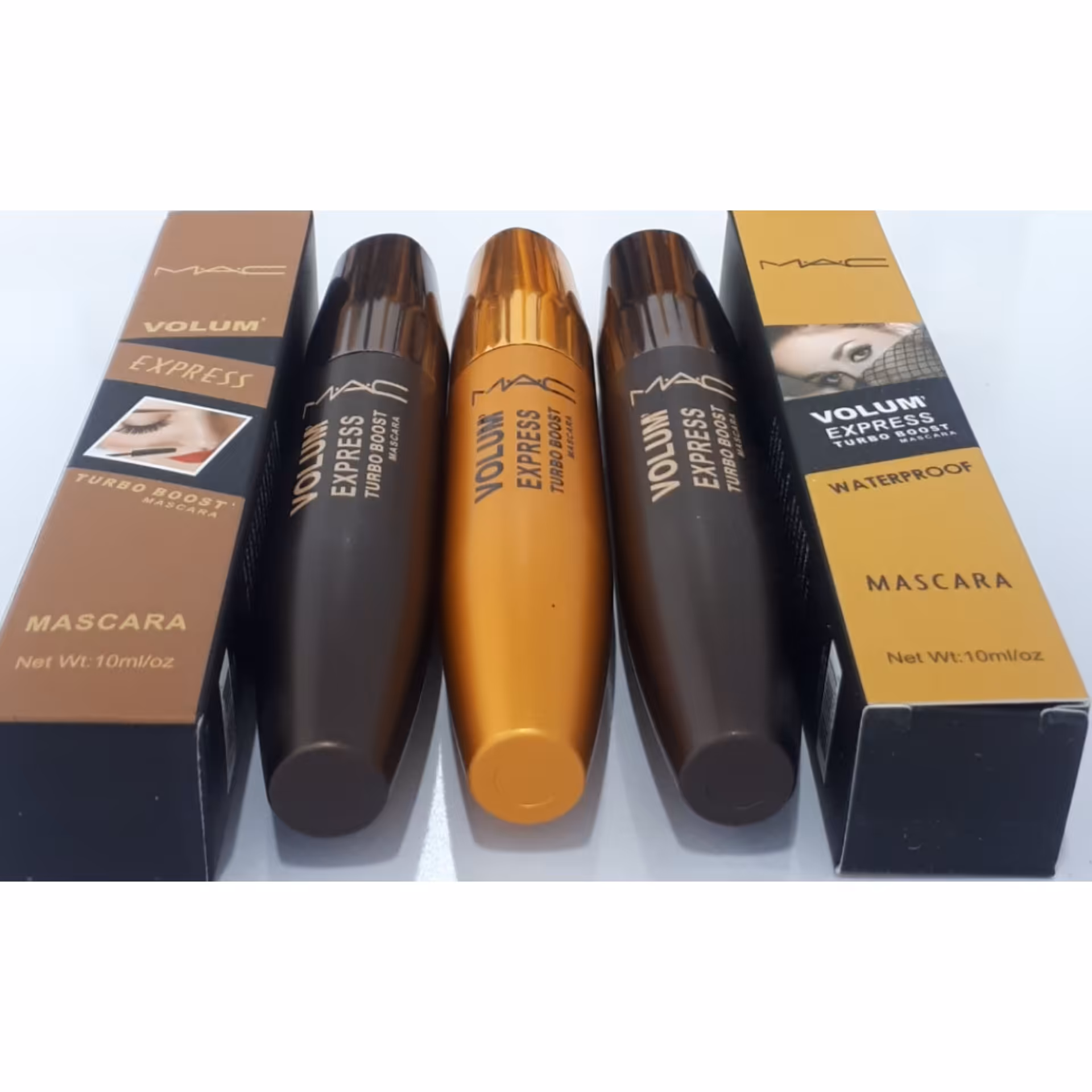 ریمل  اوریف لی مژه   تقویت و آبرسانی مژه    مژه ها   رو به هم  نمی چسبونه    مژه ها رو  تار تار  حالت میده      بلند کنن