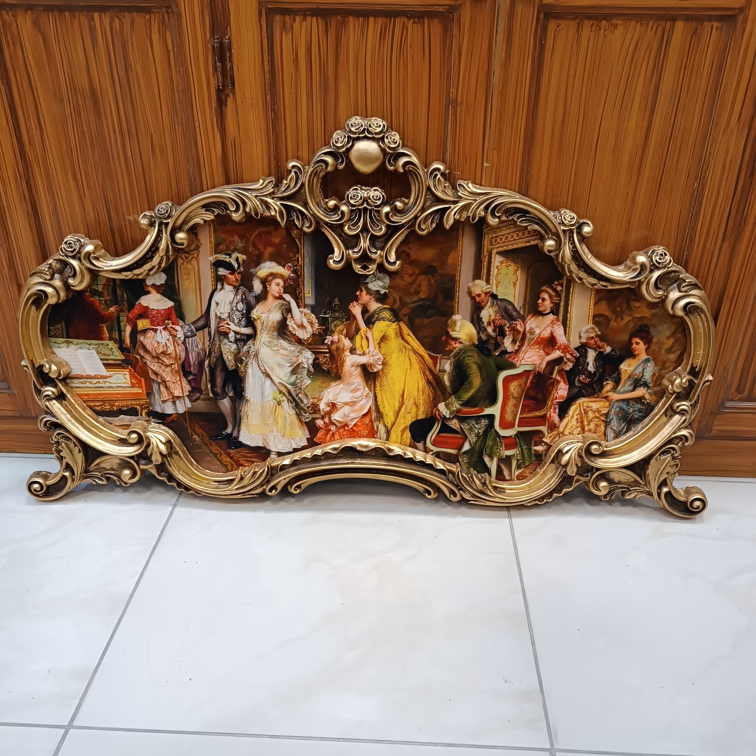 تابلو مخمل شومینه طلایی