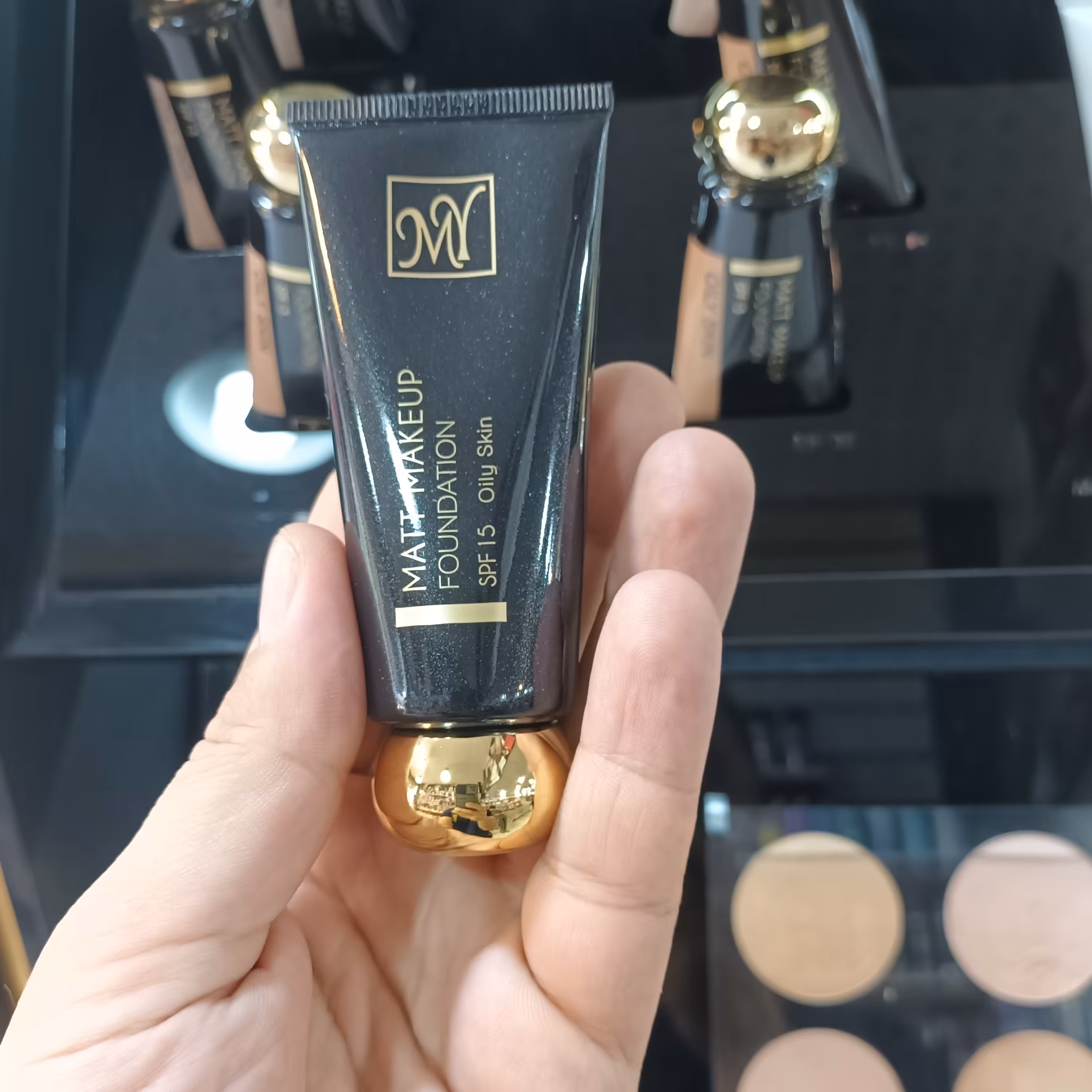 کرم پودر مای سری Black Diamond مدل Matt Makeup شماره 05

